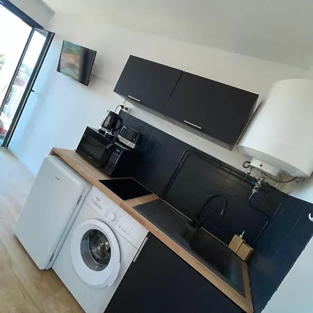 Apartment Au Centre De 1min A Pied De La Canet-en-Roussillon
